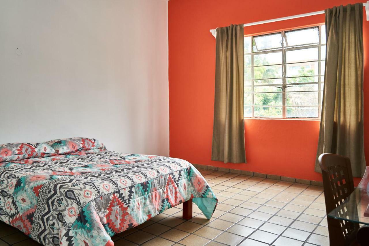 Hostal Americana Guadalajara Zewnętrze zdjęcie