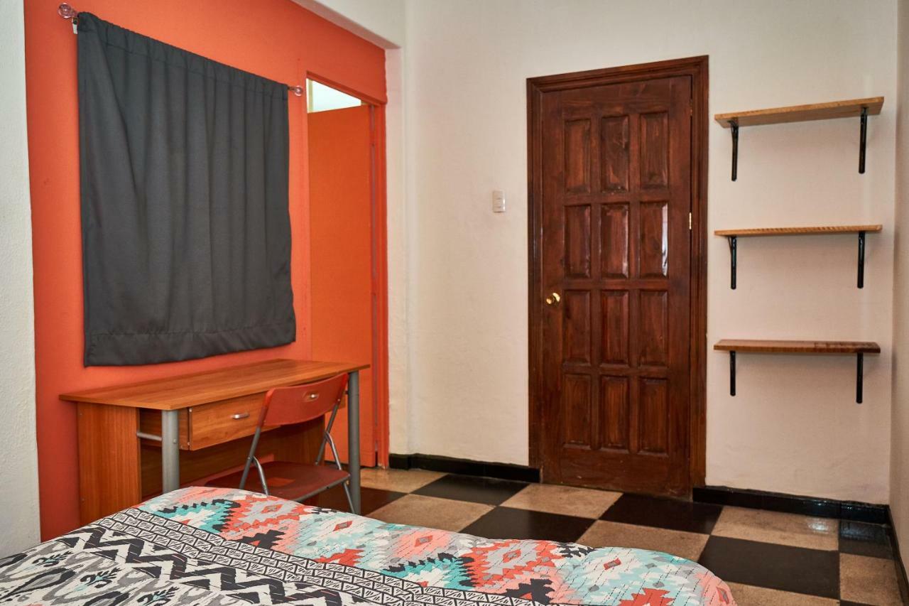 Hostal Americana Guadalajara Zewnętrze zdjęcie