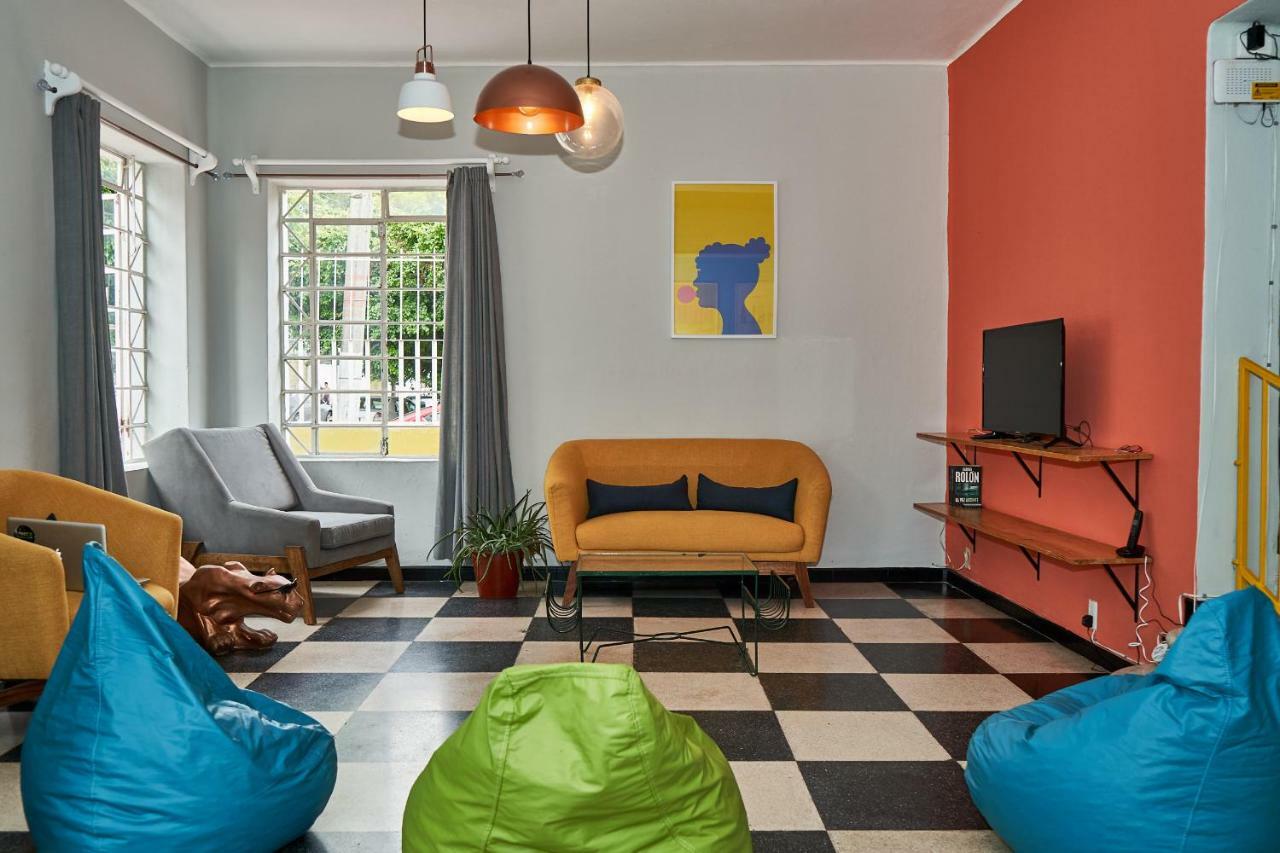 Hostal Americana Guadalajara Zewnętrze zdjęcie